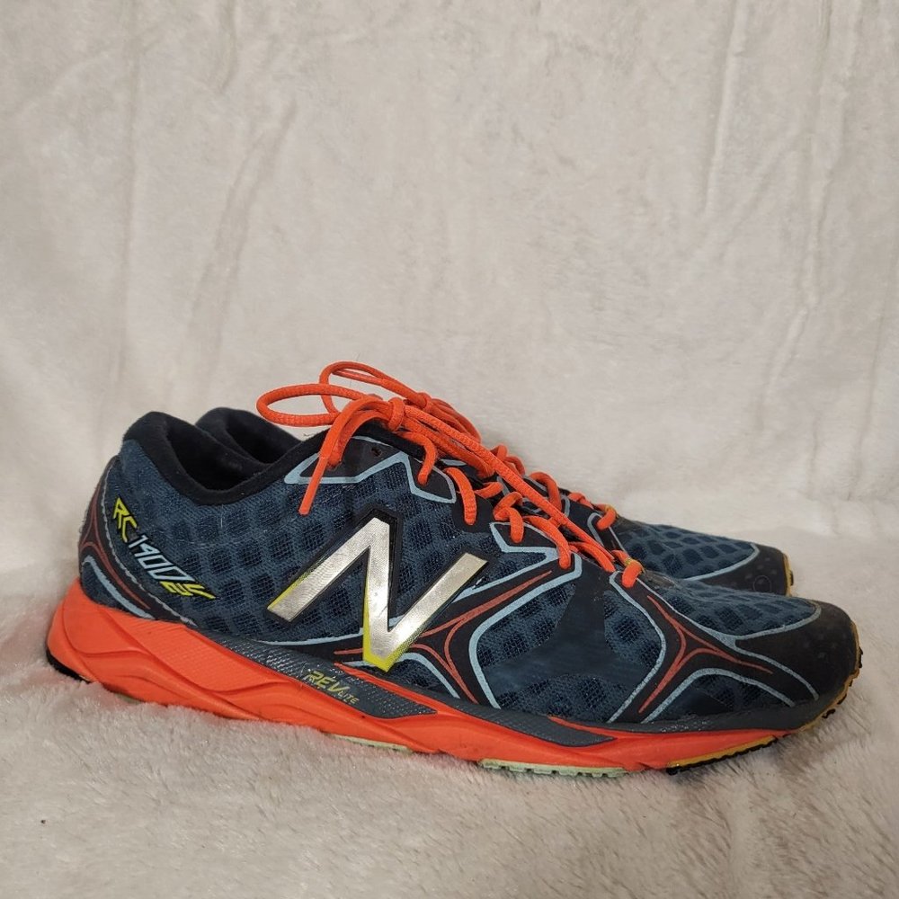 New Balance womens athletic running shoes 8.5